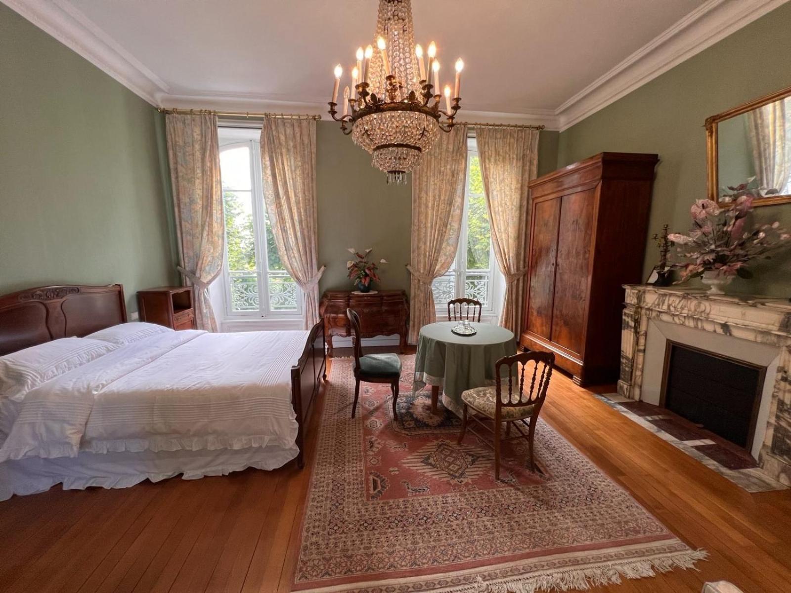 Bed and Breakfast Demeure Des Payratons Saint-Gerand-le-Puy Экстерьер фото