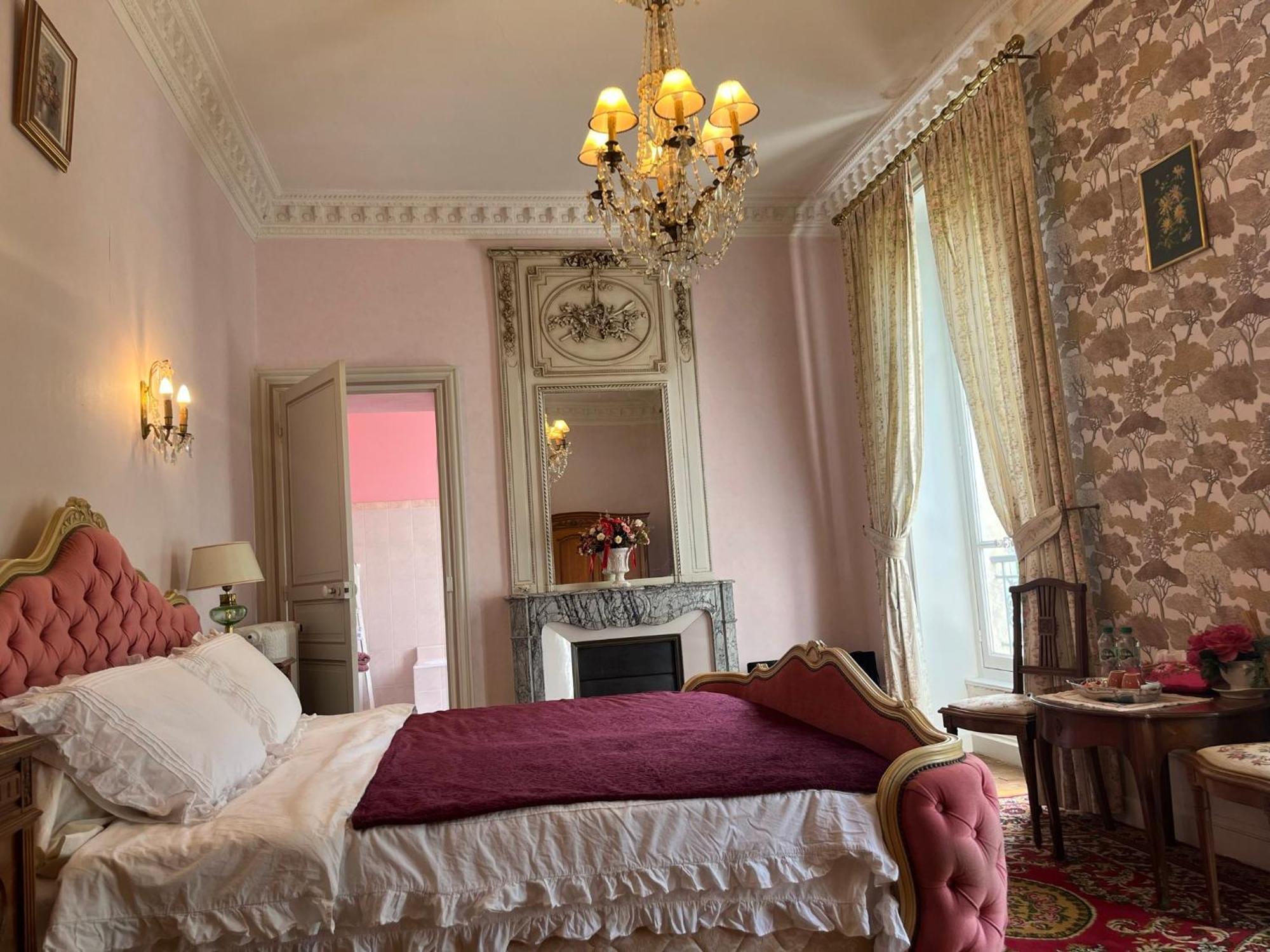 Bed and Breakfast Demeure Des Payratons Saint-Gerand-le-Puy Экстерьер фото